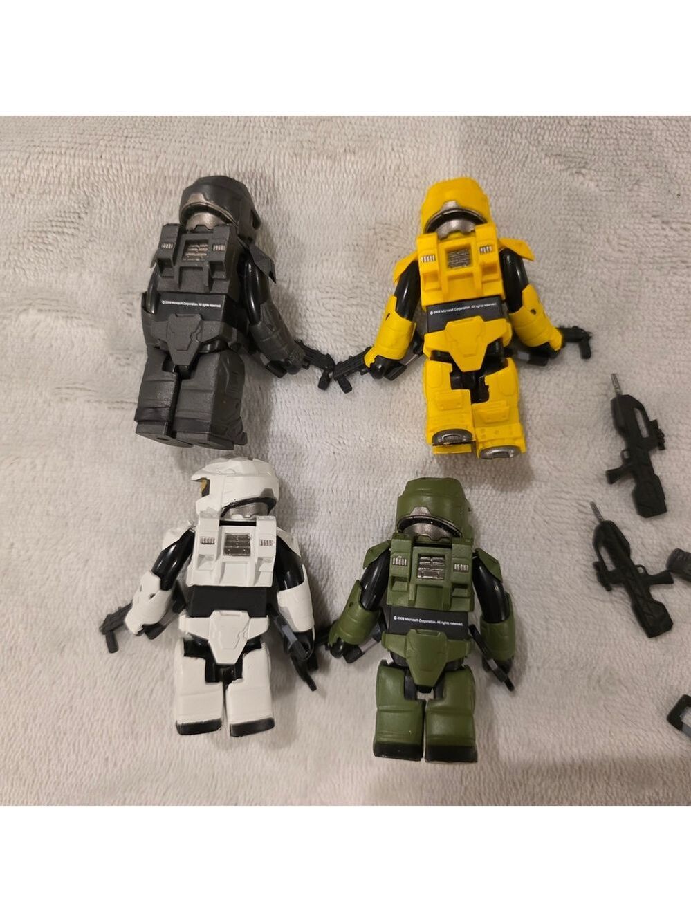 XBox Master Chief Action Figure Set - Yellow, Green, Gray, and White - Picture 3 of 3